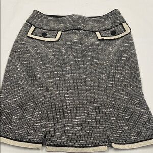 Nanette Lepore A-Line Skirt Black & White Tweed Kick pleats Retro size 6 lined